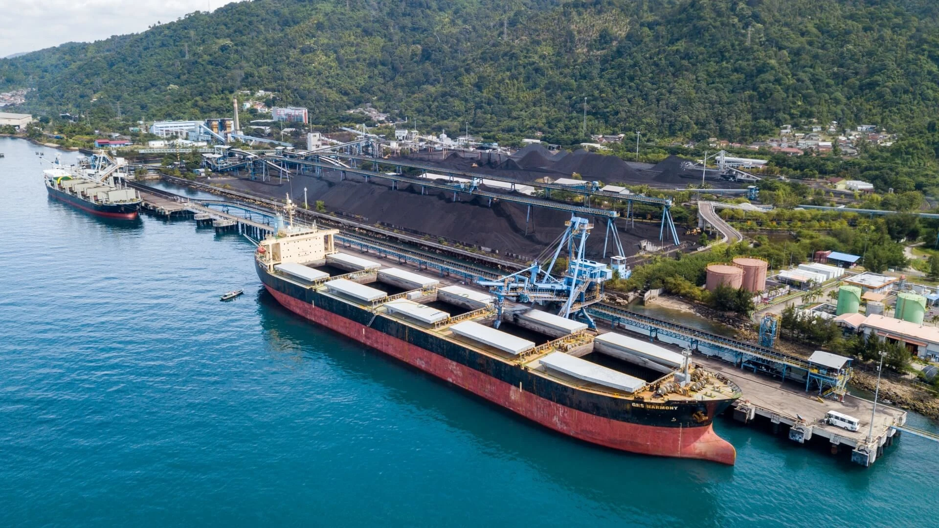 HUT ke-44 Bukit Asam (PTBA): Menata Ulang, Menyulut Perubahan